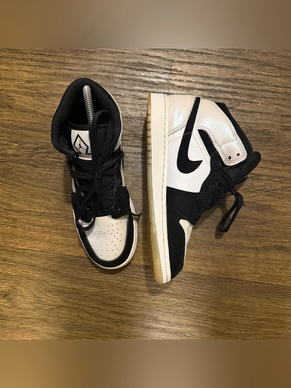 Nike Air Jordan 1 Mid Men's Sneakers - Black/White Size 6